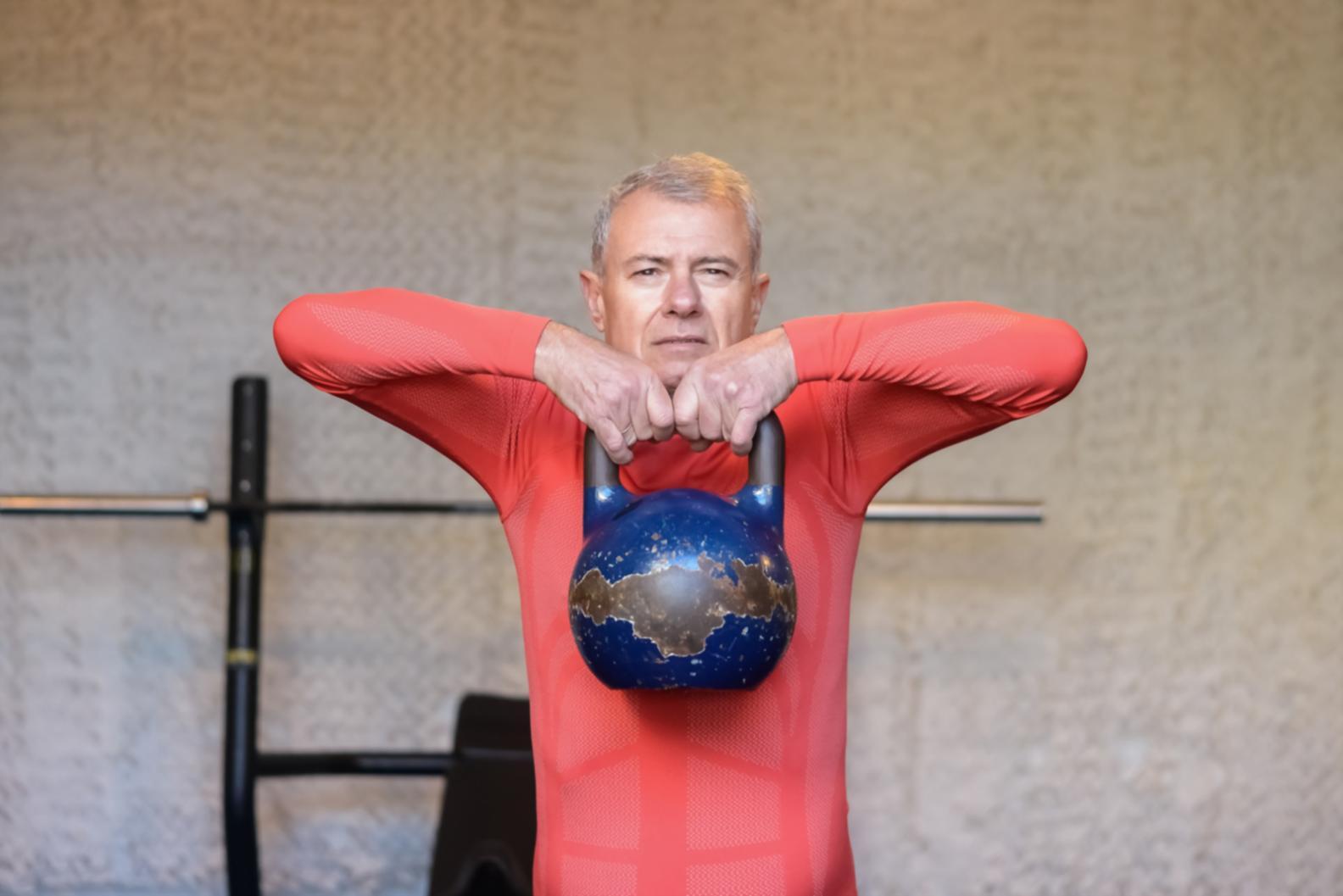 Зал для занятий гимнастикой в Frameworkova Academy с современным оборудованием